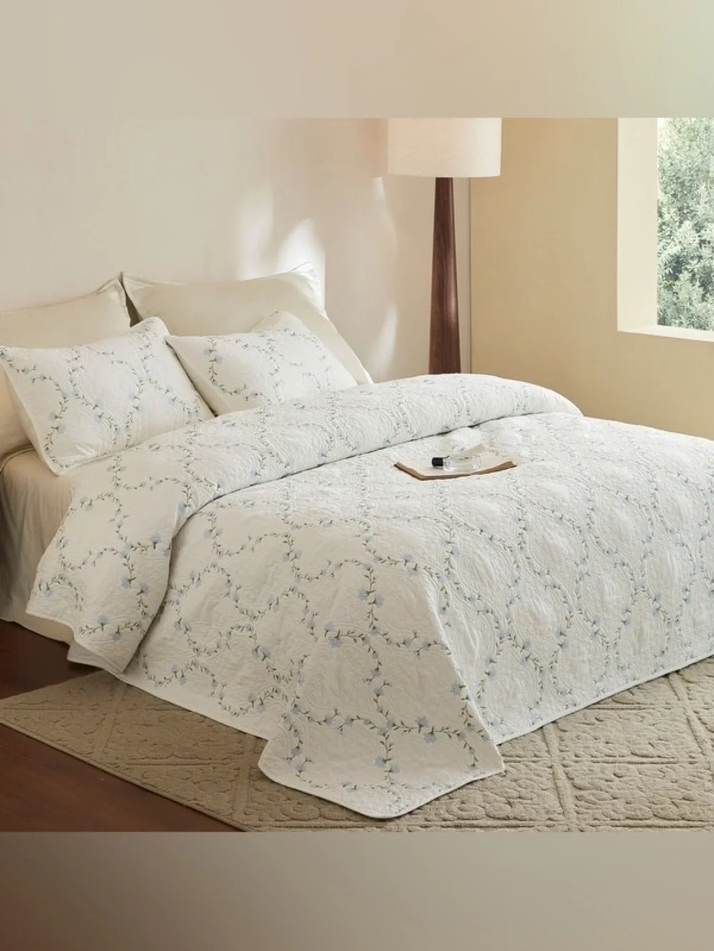 3 PIECE COTTON COVER FLORAL EMBROIDERED COTTAGE QUILT BEDSPREAD SET